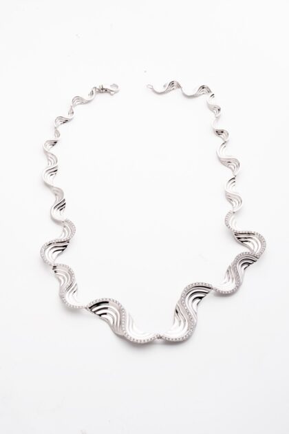 Waves necklace